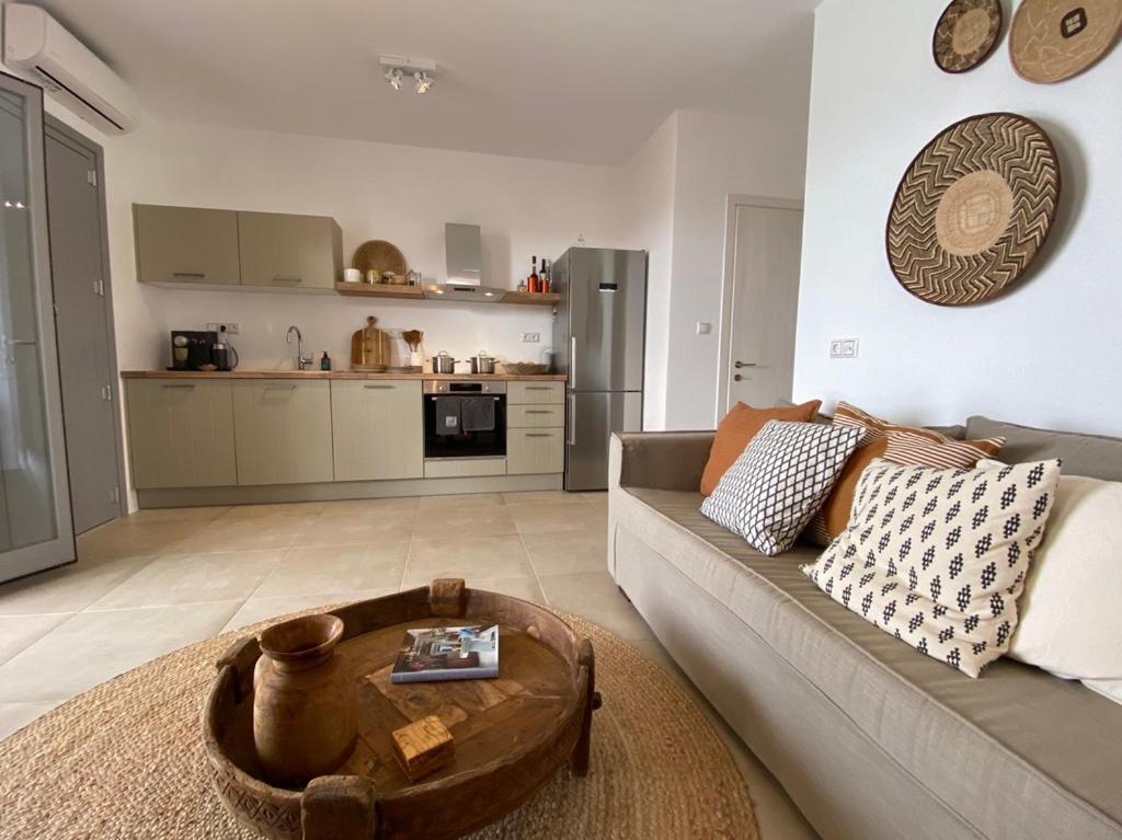 Villa Ypsilon Naxos - Luxury Holiday House With Amazing Sea View & Private Pool Agia Anna  외부 사진